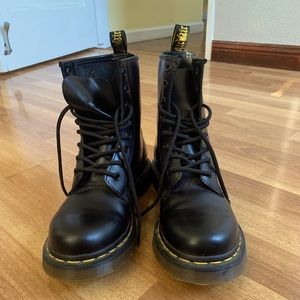 Dr. Martens 1460 women’s smooth leather lace up boots